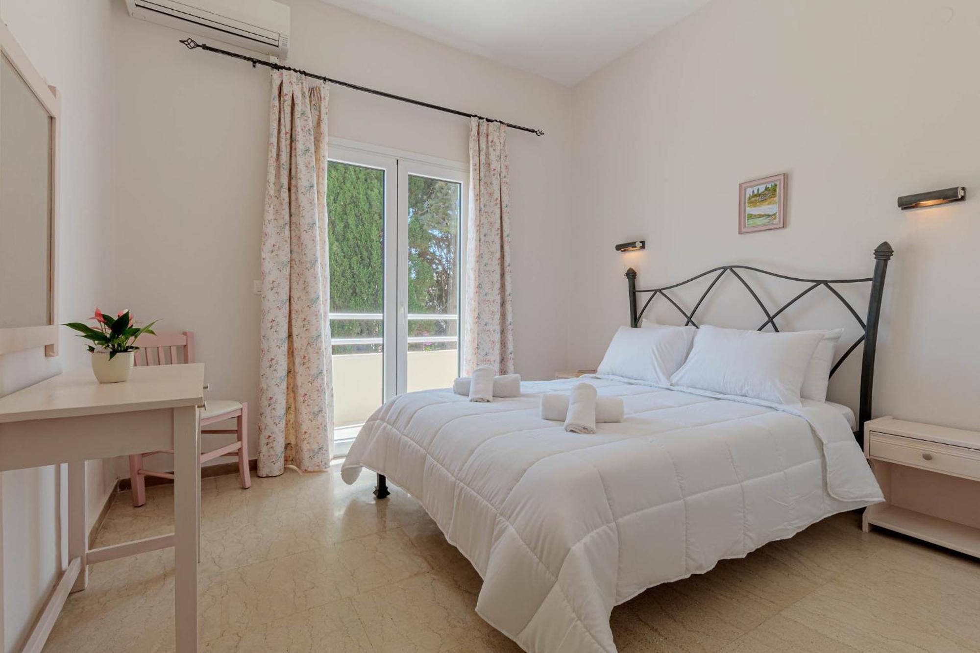 Serenity House Kassiopi Bilik gambar